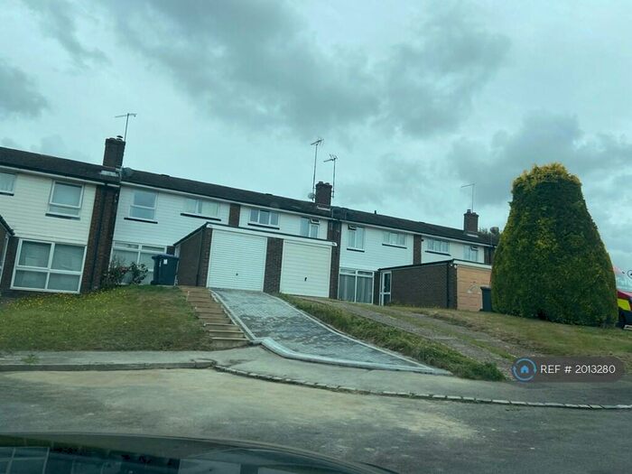 3 Bedroom Terraced House To Rent In Courtlands, Haywards Heath, RH16