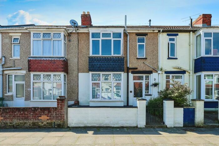 3 Bedroom Terraced House For Sale In Locarno Road, Portsmouth, PO3