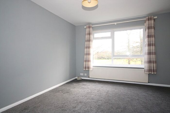 1 Bedroom Flat To Rent In Elder Road, Bisley, Woking, GU24