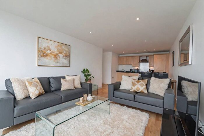 2 Bedroom Flat To Rent In Central Milton Keynes, MK9