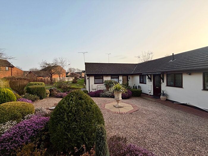 2 Bedroom Bungalow To Rent In Leighton Avenue, Loughborough, LE11