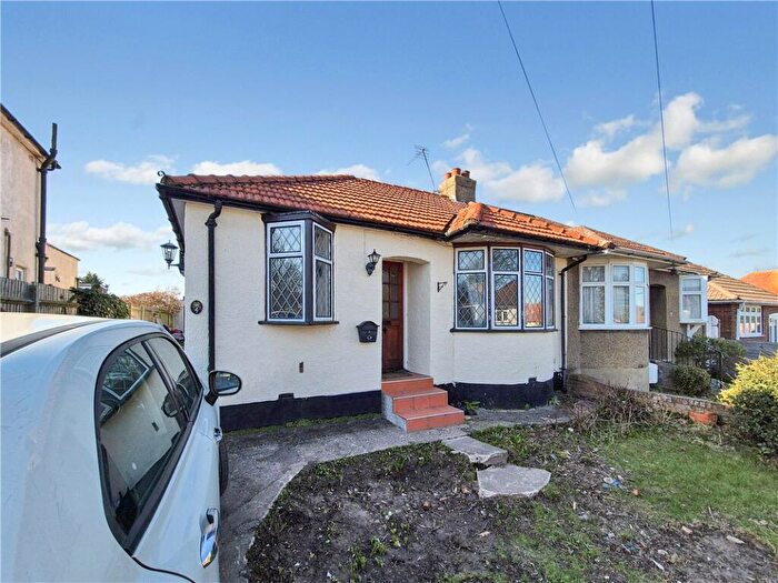 2 Bedroom Bungalow For Sale In Waldenhurst Road, Orpington, Kent, BR5