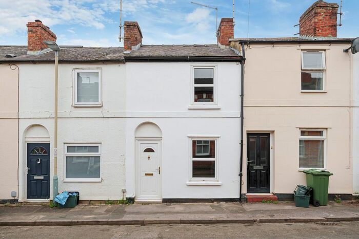2 Bedroom Terraced House To Rent In Rosehill Street, Cheltenham, GL52
