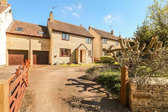 3 Bedroom Semi-Detached House For Sale In Marshfield Road, Tormarton, GL9