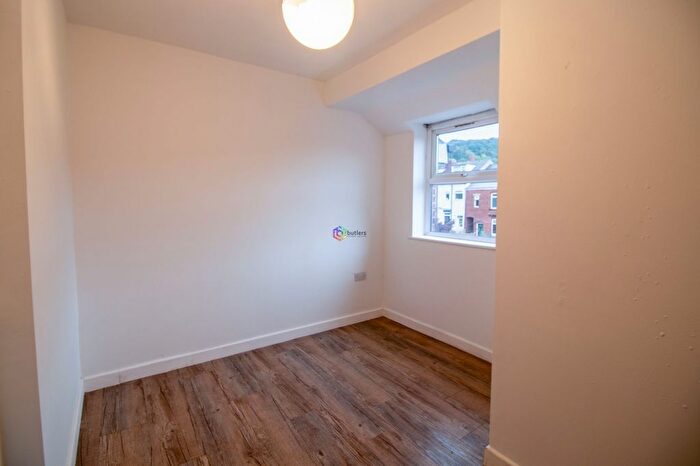 1 Bedroom Flat For Sale In Chesterfield Road, Sheffield, S8