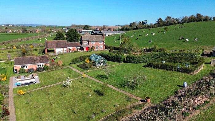 4 Bedroom Detached House For Sale In Deerhurst, Gloucester, GL19