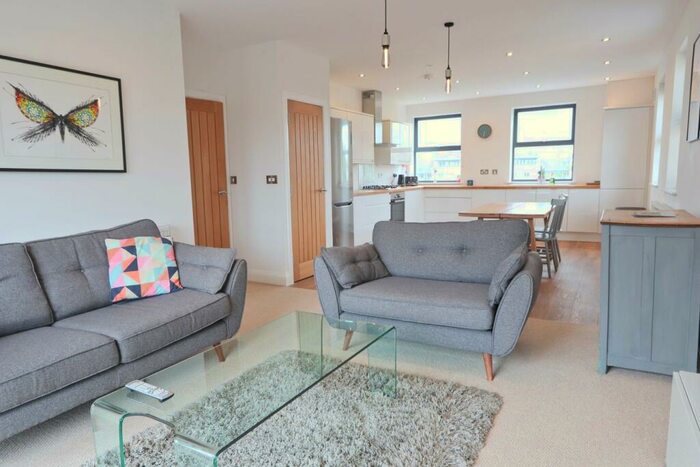 2 Bedroom Serviced Apartments To Rent In Coronation Road, Bristol, BS3
