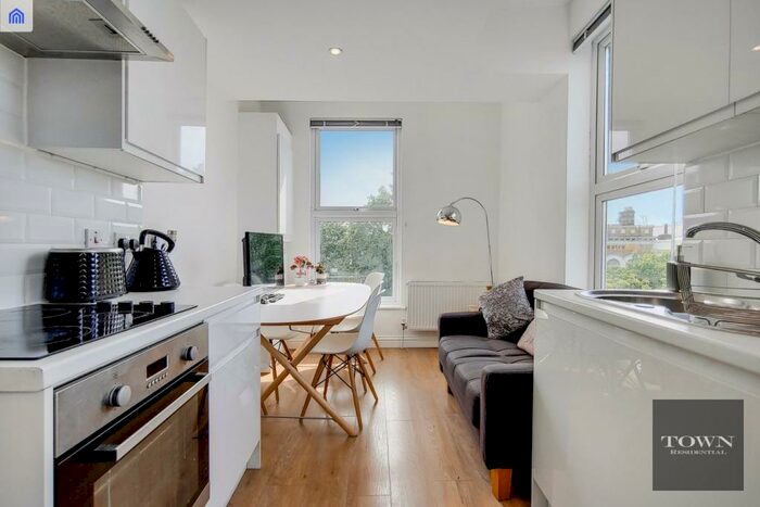 5 Bedroom Property To Rent In Holloway Road, London, N7