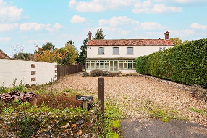 5 Bedroom Semi-Detached House For Sale In Brands Lane, Felthorpe, NR10