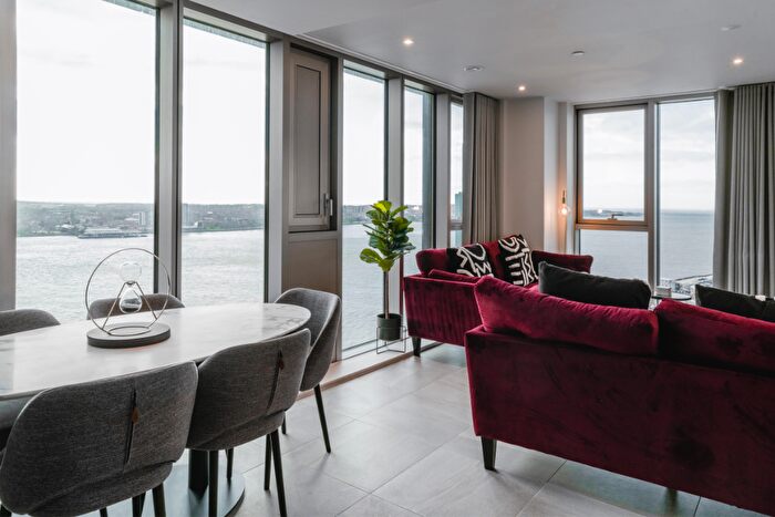 3 Bedroom Apartment To Rent In William Jessop Way, Liverpool, Merseyside, L3