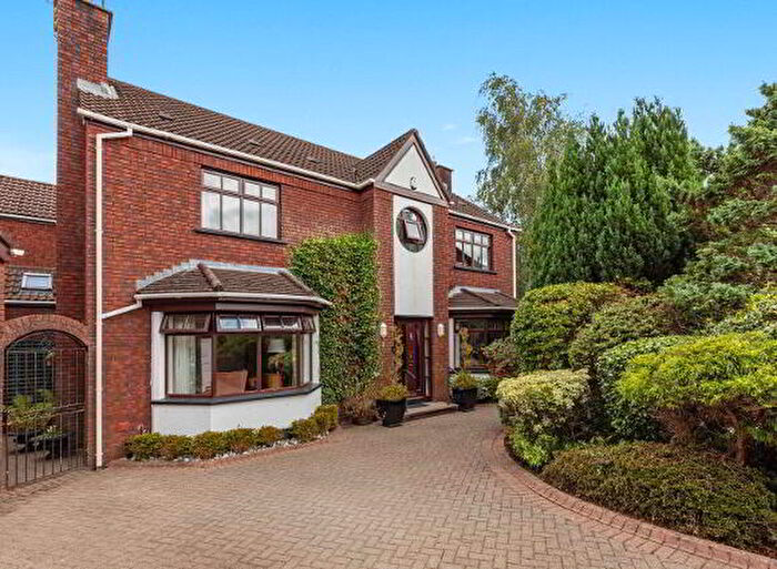4 Bedroom Detached House For Sale In Forest Hill, Belfast, BT9