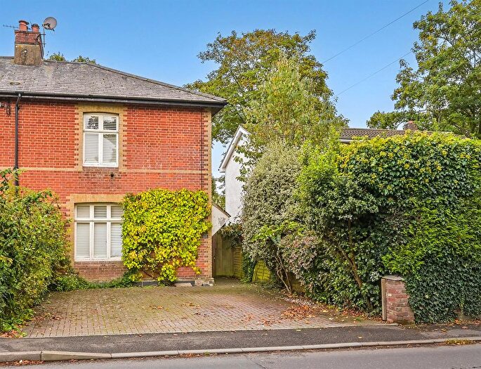 2 Bedroom Semi-Detached House For Sale In Harestock Road, Winchester, SO22
