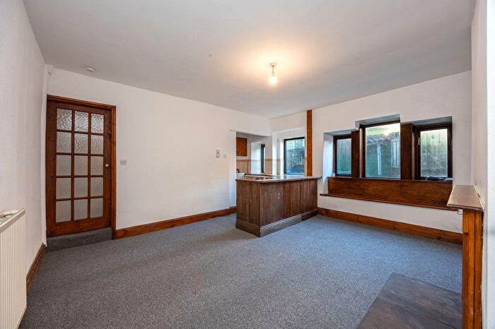 1 Bedroom Terraced House For Sale In Newchurch Road, Bacup, OL13