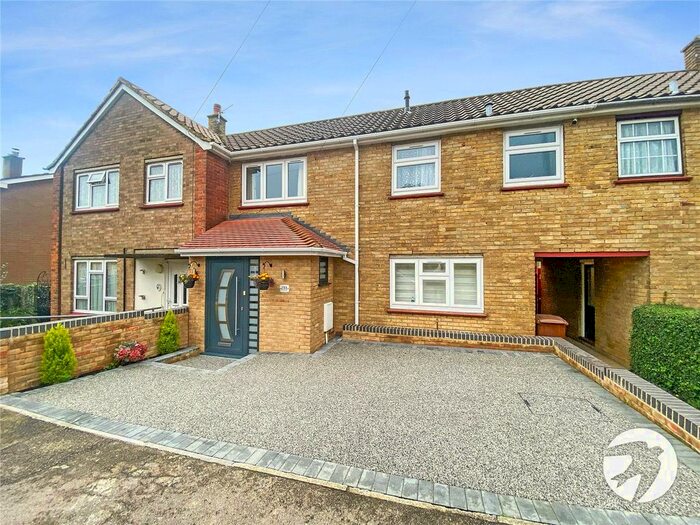 3 Bedroom Terraced House To Rent In King George Road, Chatham, Kent, ME5