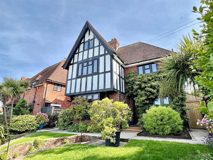 4 Bedroom Detached House For Sale In Carew Road, Eastbourne, BN21