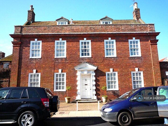 5 Bedroom Detached House To Rent In High Street, Southwold, IP18