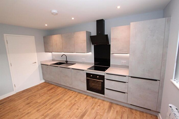 1 Bedroom Apartment To Rent In Lower Compton Road, Plymouth, Devon, PL3
