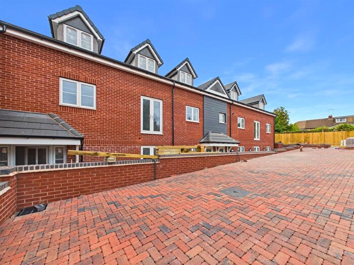 3 Bedroom Flat To Rent In Macdonald Road, Wyken, Coventry, CV2