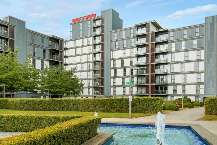 2 Bedroom Apartment To Rent In Pearl House, Milton Keynes, MK9