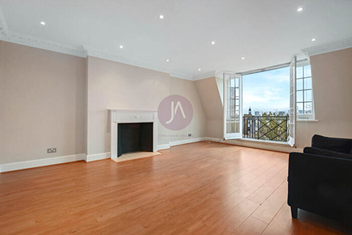 2 Bedroom Apartment To Rent In Hamilton Terrace, St Johns Wood, London, NW8