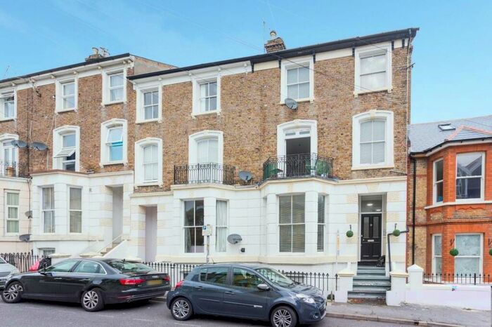 1 Bedroom Flat To Rent In Wrotham Road, Broadstairs, CT10