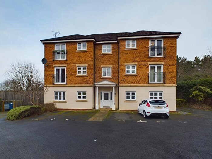 2 Bedroom Apartment To Rent In Highfields Park Drive, Darley Abbey, DE22