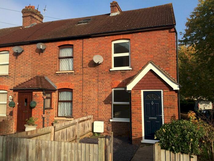 3 Bedroom End Of Terrace House To Rent In Priory Grove, Tonbridge, TN9