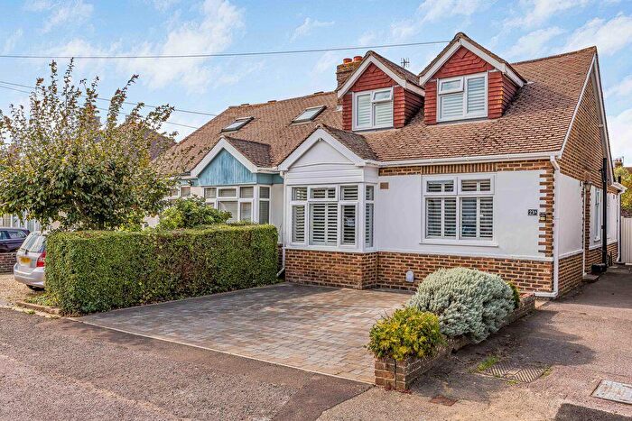 3 Bedroom Semi-Detached House For Sale In Gordon Road, Emsworth, PO10