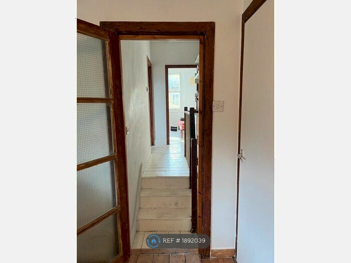 1 Bedroom Flat To Rent In Waghorn Street, London, SE15