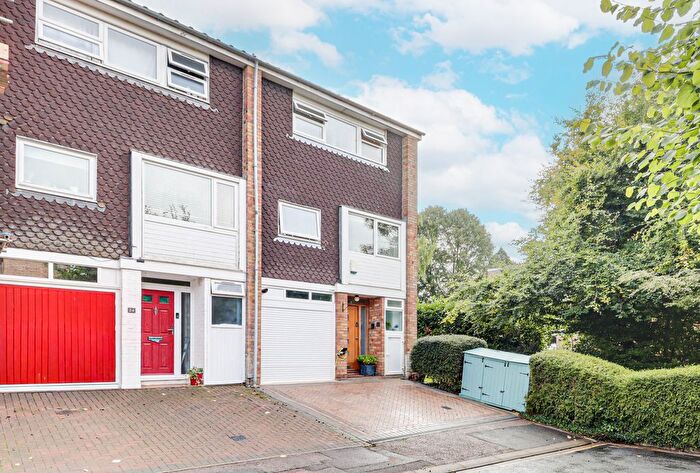3 Bedroom End Of Terrace House For Sale In Haddon Court, Shakespeare Road, Harpenden, AL5