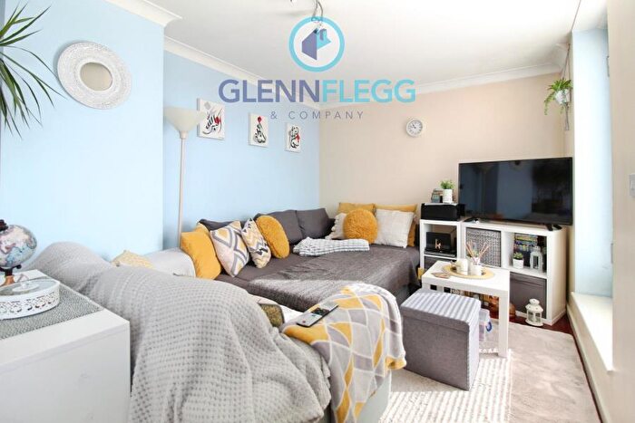1 Bedroom Flat To Rent In Bath Road, Slough, SL1