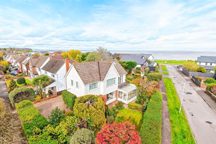 3 Bedroom Detached House For Sale In Knowbury Avenue, Penarth, CF64