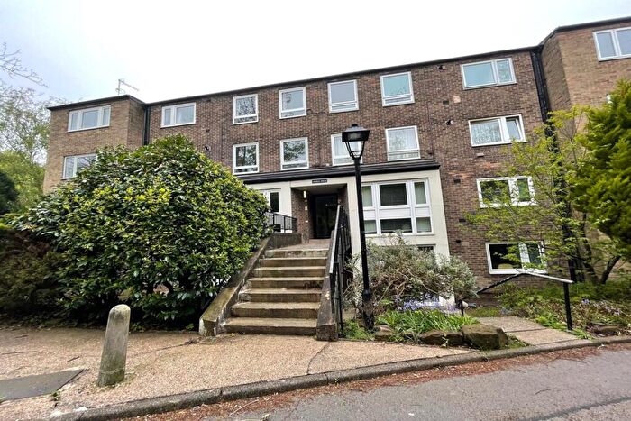 2 Bedroom Apartment To Rent In Lincoln House, NG3