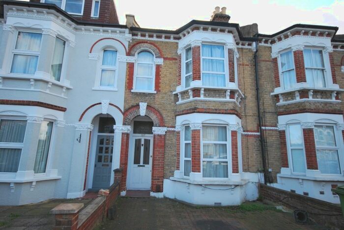 5 Bedroom Terraced House To Rent In Friern Road, London SE22