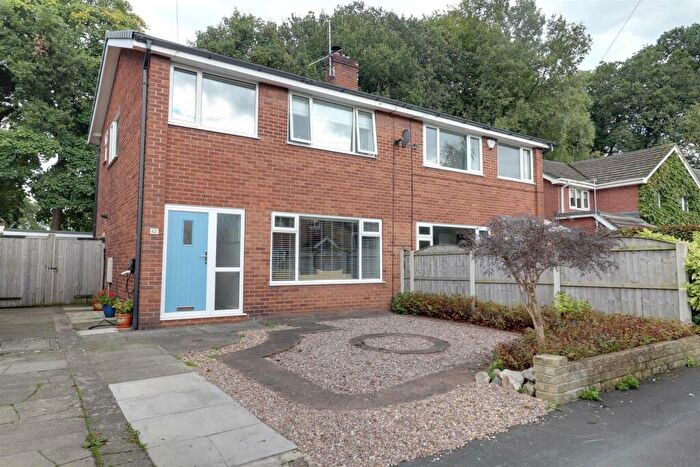 3 Bedroom Semi-Detached House For Sale In Beech Avenue, Rode Heath, ST7