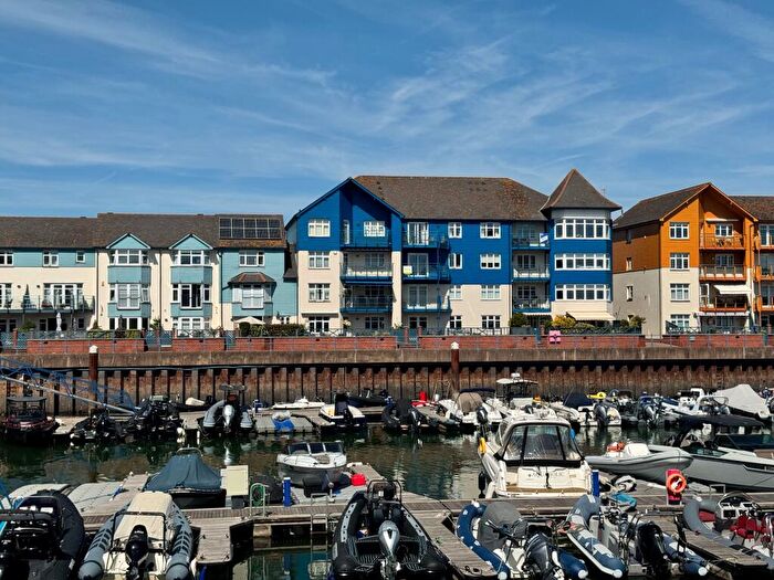 2 Bedroom Flat For Sale In Exmouth Marina, EX8