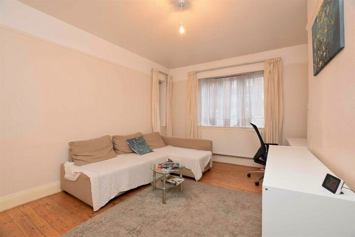 1 Bedroom Flat To Rent In Brent Street, London, NW4