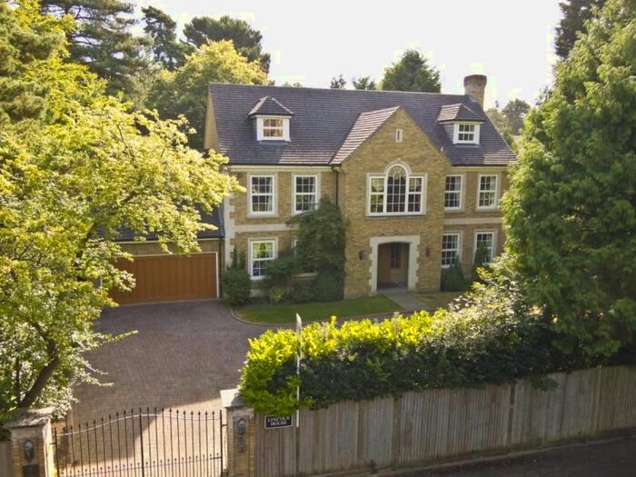 6 Bedroom Detached House To Rent In Cavendish Road, Weybridge, Surrey, KT13