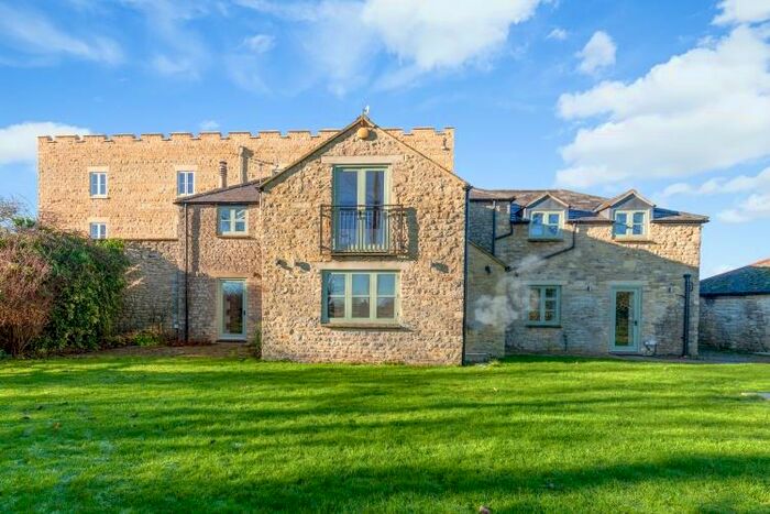 4 Bedroom Farm House To Rent In Tower Farm, Souldern, OX27