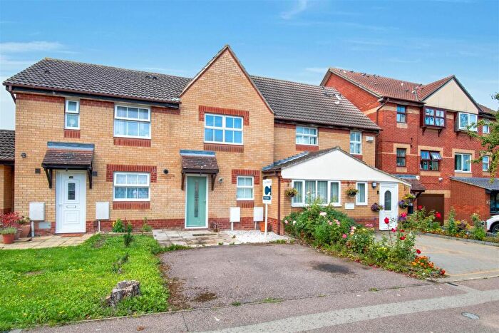 2 Bedroom Terraced House For Sale In Rhodes Place, Oldbrook, Milton Keynes, MK6