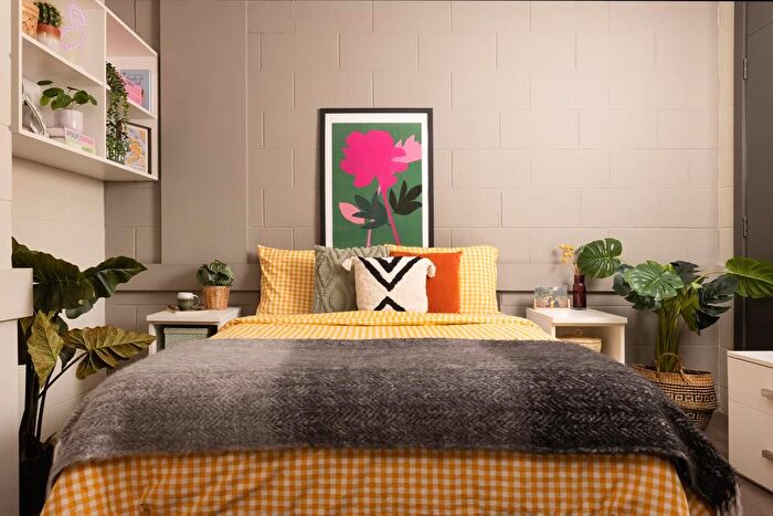 Studio To Rent In Spring Garden, Aberdeen, AB25