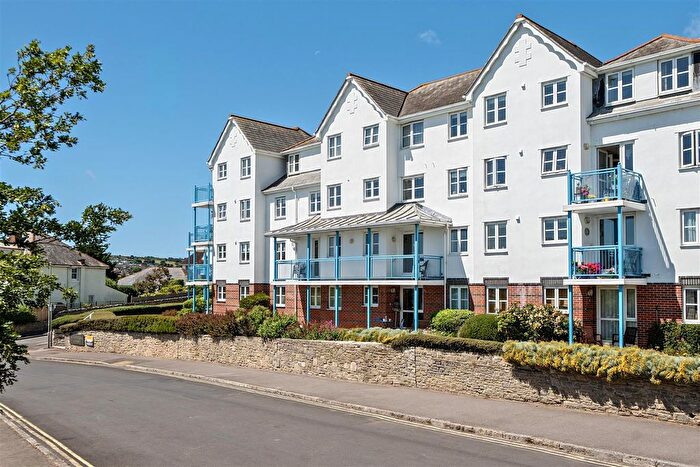 2 Bedroom Flat For Sale In De Moulham Road, Swanage, BH19