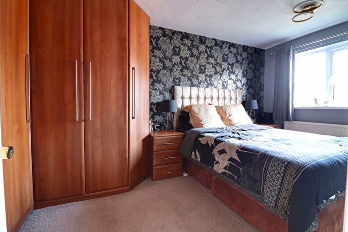 3 Bedroom Detached House For Sale In Wootton Drive, Creswell Manor Farm, Stafford, ST16