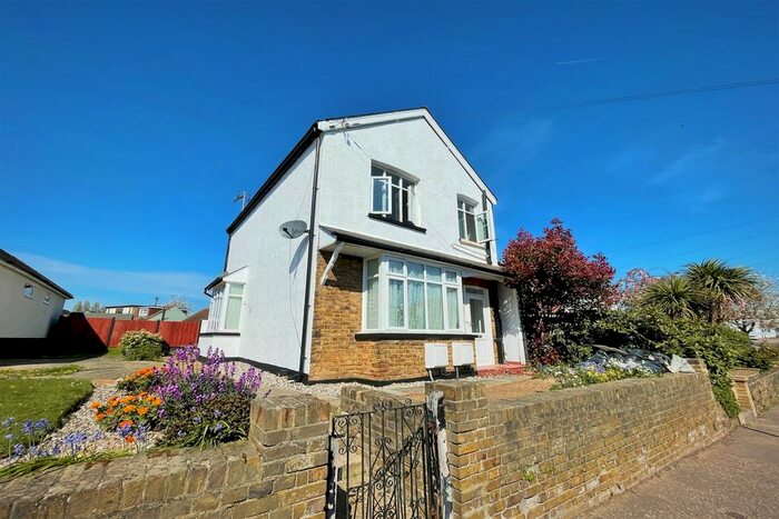 1 Bedroom Flat To Rent In Bellhouse Road, Leigh On Sea, SS9