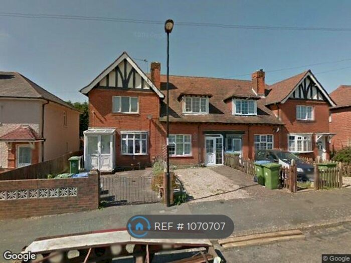 3 Bedroom Terraced House To Rent In Alder Road, Southamton, SO16