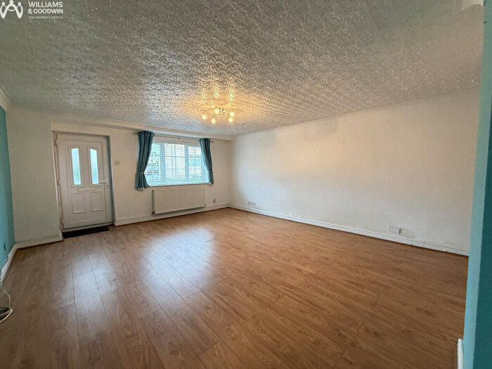 3 Bedroom Terraced House For Sale In Preswylfa, Gwalchmai, Anglesey, LL65