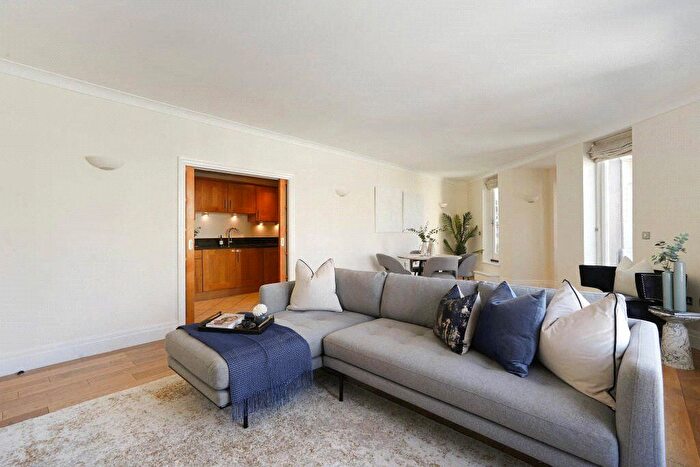 3 Bedroom Flat To Rent In Temple Avenue, London, EC4Y