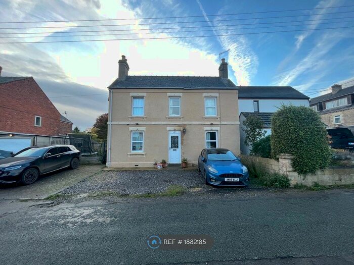 2 Bedroom Detached House To Rent In Etheldene Road, Cashes Green, Stroud, GL5