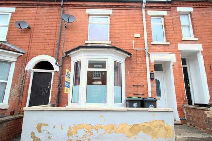 2 Bedroom Terraced House To Rent In Victoria Road, Rushden, NN10