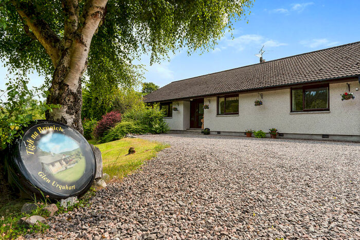 4 Bedroom Bungalow For Sale In Glen Urquhart, Drumnadrochit, Inverness, Highland, IV63